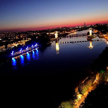 Julia Apartment Алфорвил Екстериор снимка