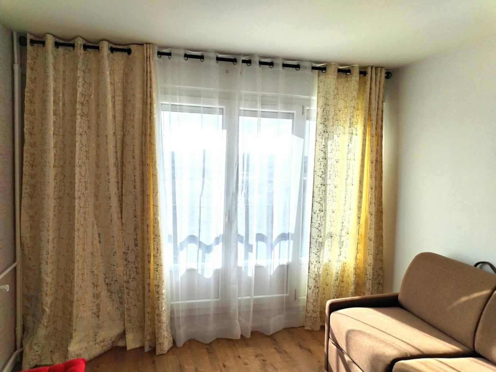 Julia Apartment Алфорвил Екстериор снимка
