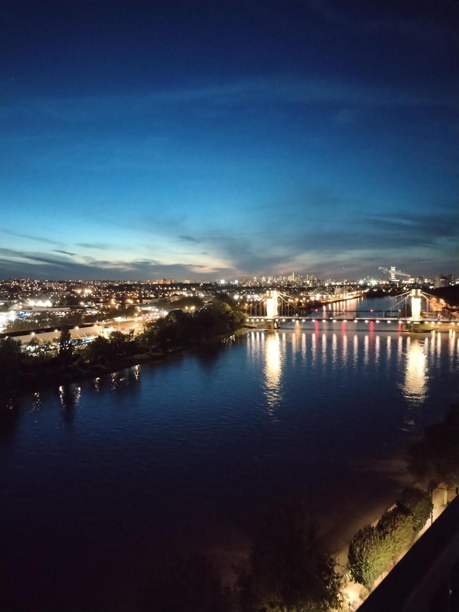 Julia Apartment Алфорвил Екстериор снимка
